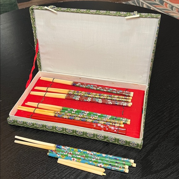 Vintage Chinese Cloisonné Enamel Chopsticks Lot + Bonus Plastic Chopsticks - Picture 3 of 13